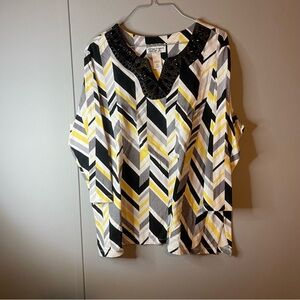 Women’s blouse, yellow, gray, and black Alfred dunner L used could have stains